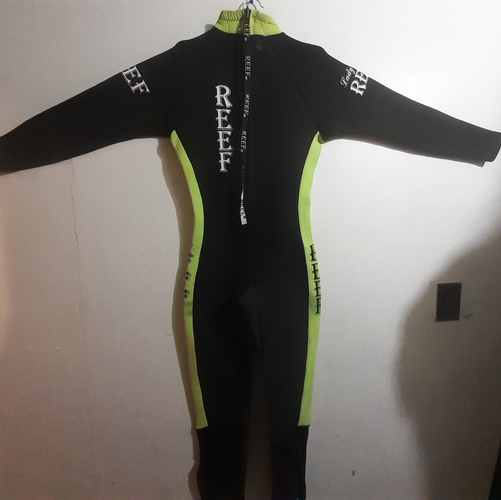 #Wetsuit - Picture 4 of 6
